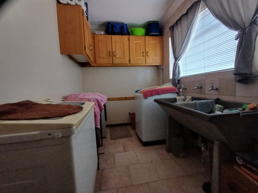 3 Bedroom Property for Sale in Songloed North West